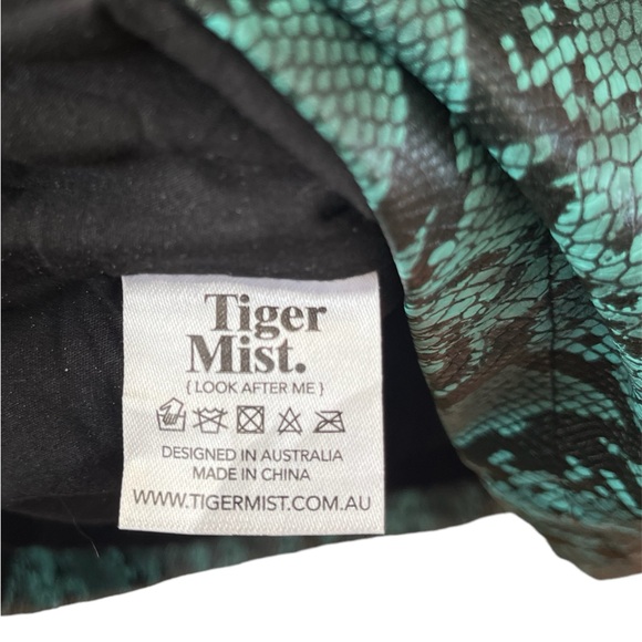 Tiger Mist ‘Viper’ Faux Leather Snakeskin Dress Size M Punky Trendy Snake print - Picture 5 of 6